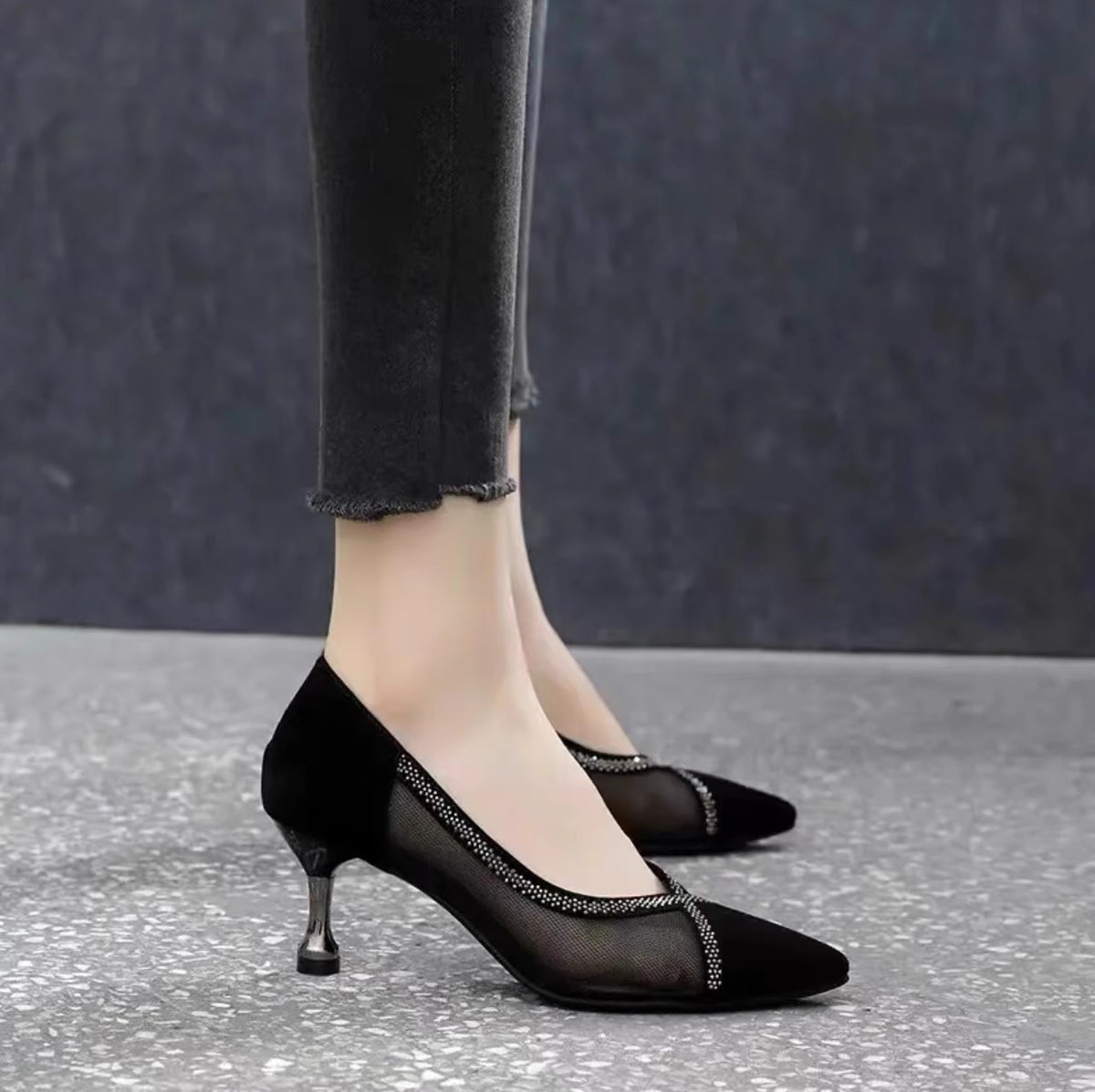 Women's Pointed-Toe Mesh Leather Low Block Heel Pumps – view 3