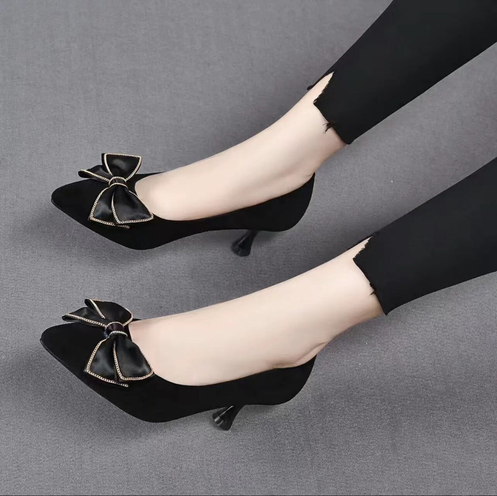 Women's Pointed-Toe Leather Stiletto Heel Pumps – view 3