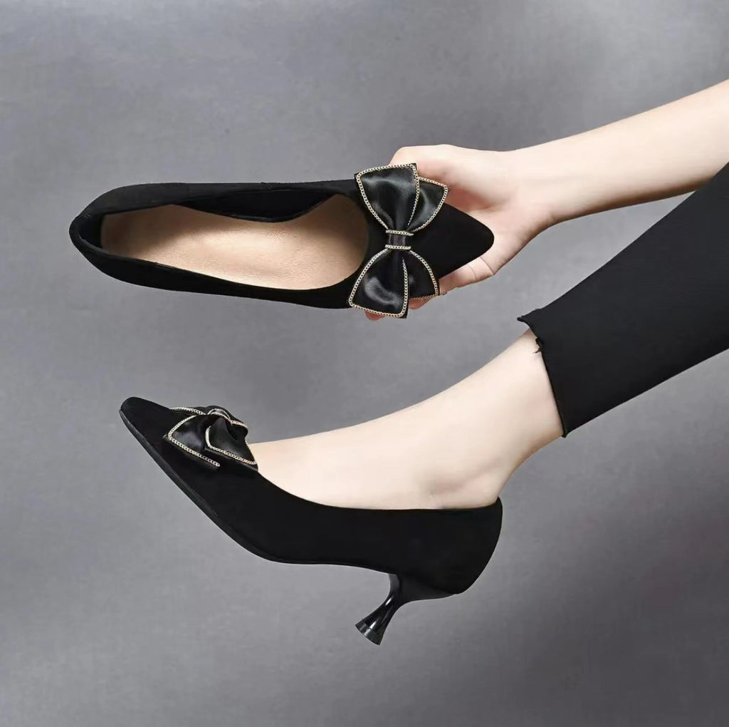 Women's Pointed-Toe Leather Stiletto Heel Pumps – view 4