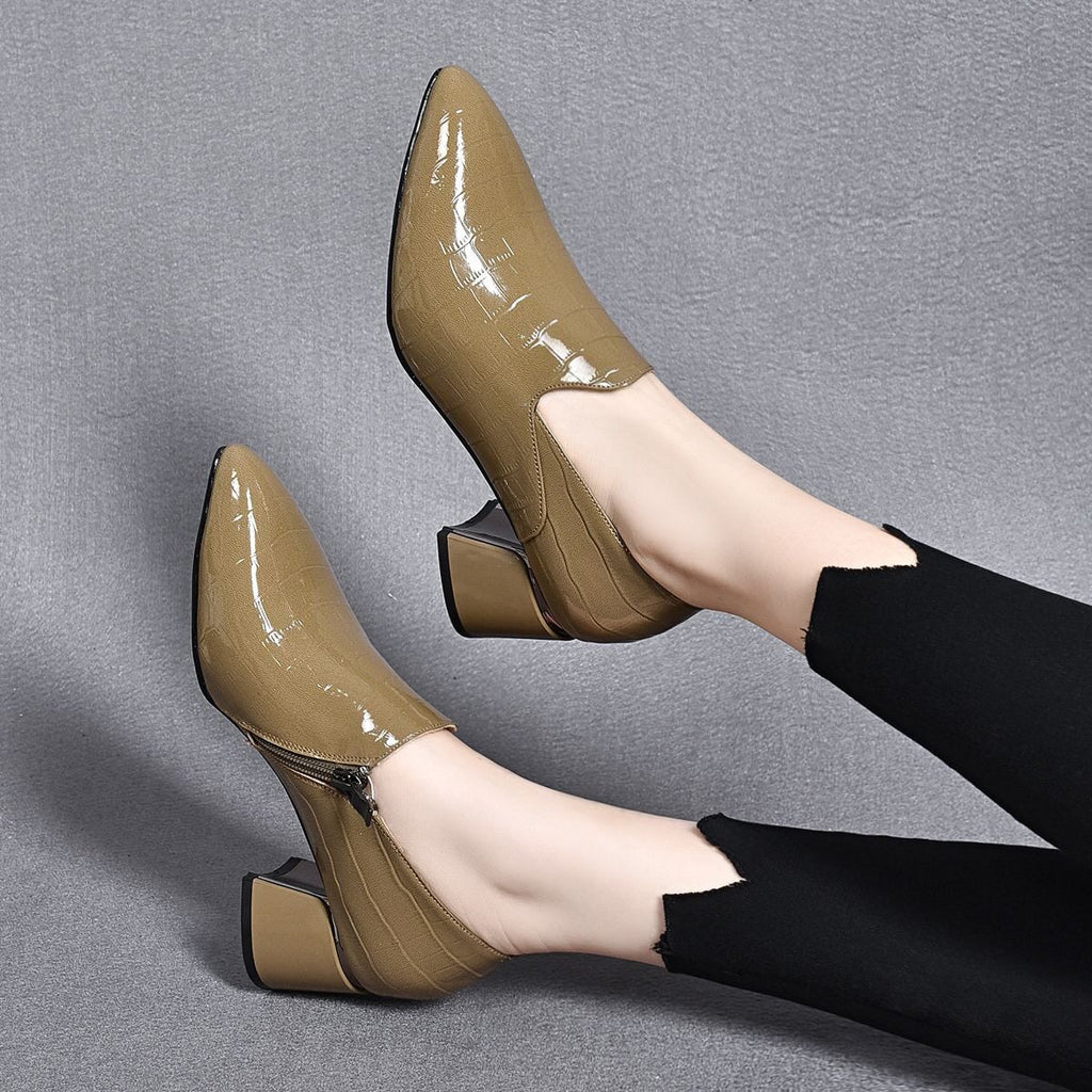 Women's Pointed-Toe Leather Block Heel Pumps – view 4