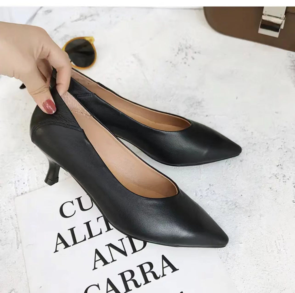 Women's Pointed-Toe Leather Stiletto Heel Pumps – view 1