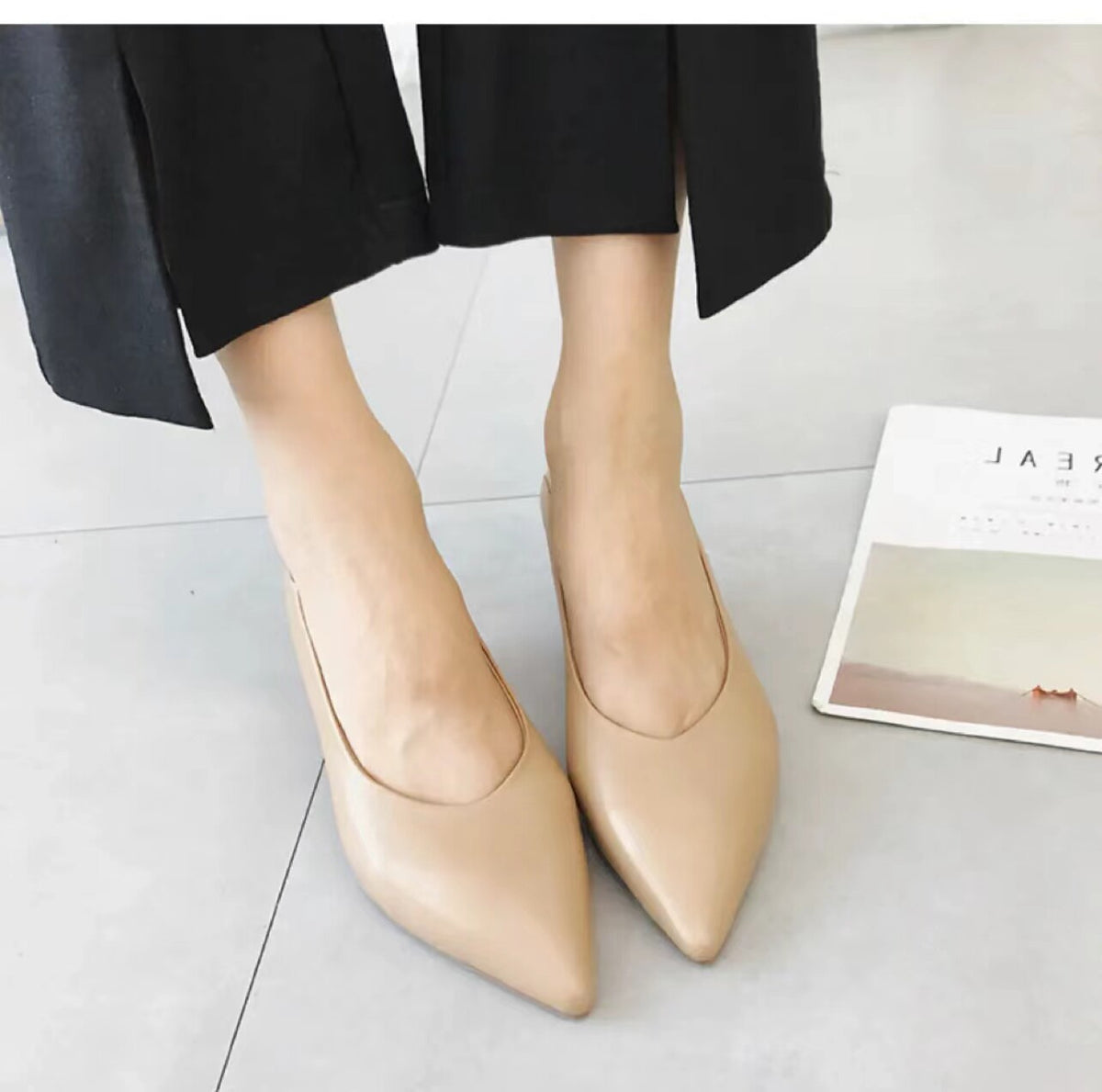 Women's Pointed-Toe Leather Stiletto Heel Pumps – view 2