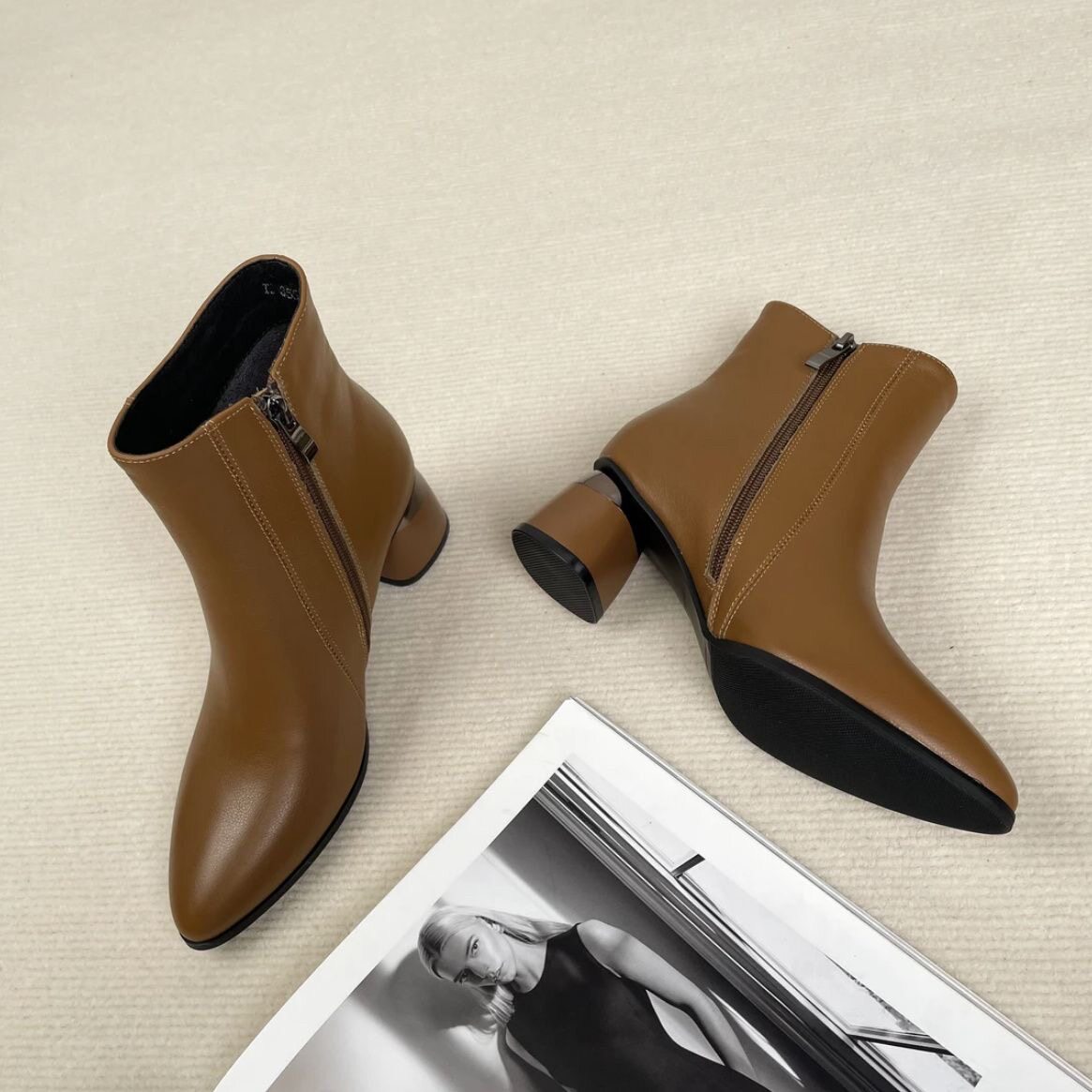 Women's Pointed-Toe Leather Block Heel Ankle Boots – view 2