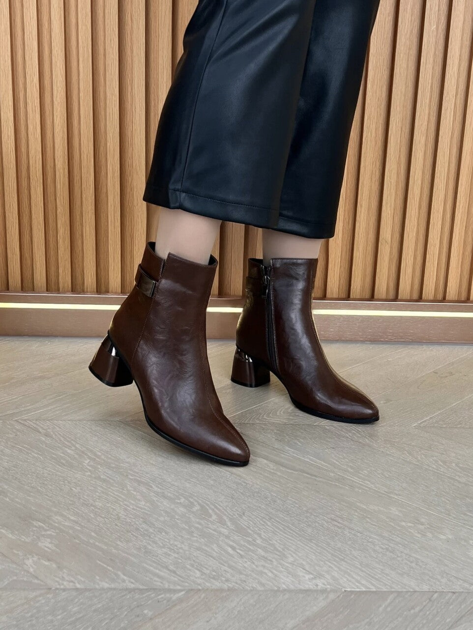 Women's Pointed-Toe Block Heel Ankle Boots – view 2