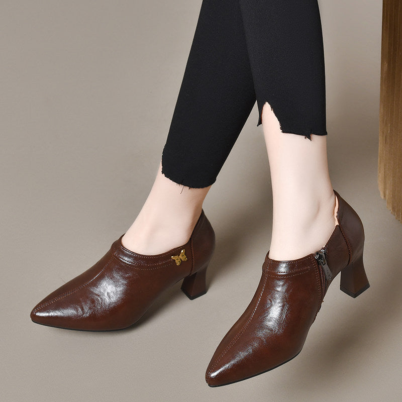 Women's Pointed-Toe Leather Pumps – view 2