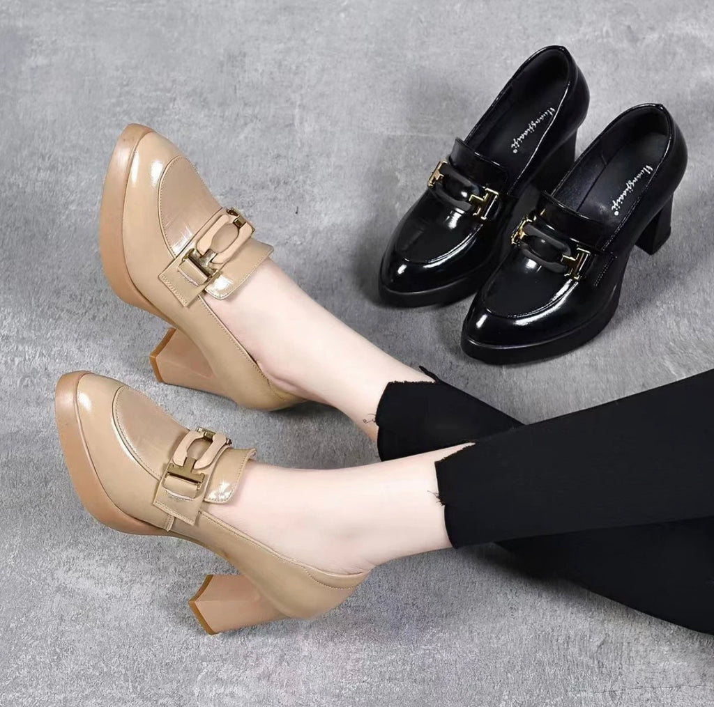 Women's Pointed-Toe Platform Leather Block Heel Pumps – view 2