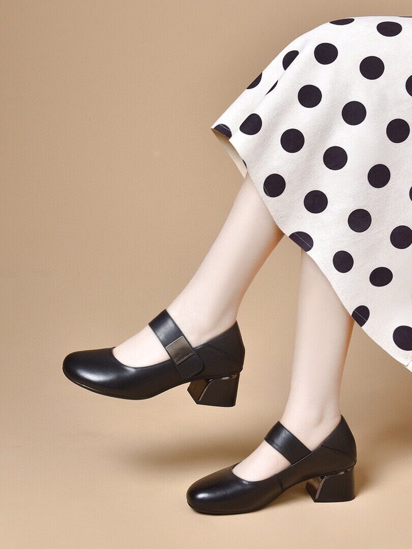 Women's Leather Block Heel Mary Jane Pumps – view 2