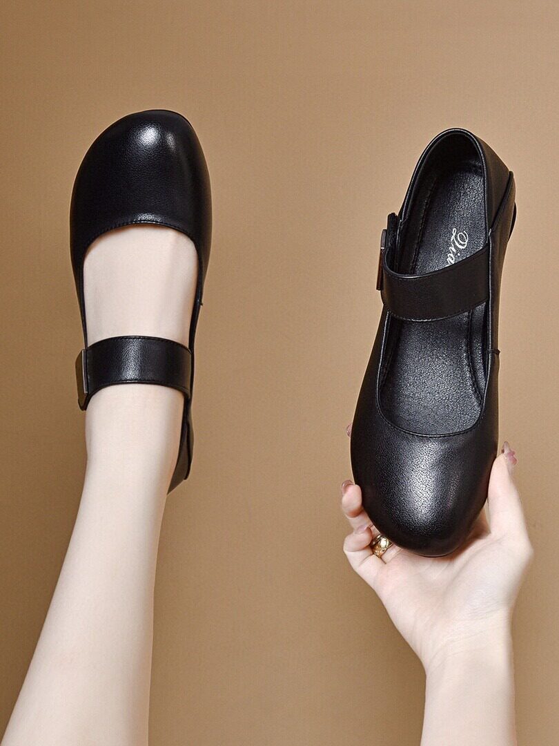 Women's Leather Block Heel Mary Jane Pumps – view 4