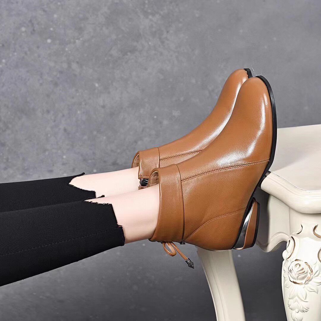 Women's Round-Toe Ankle Boots – view 2