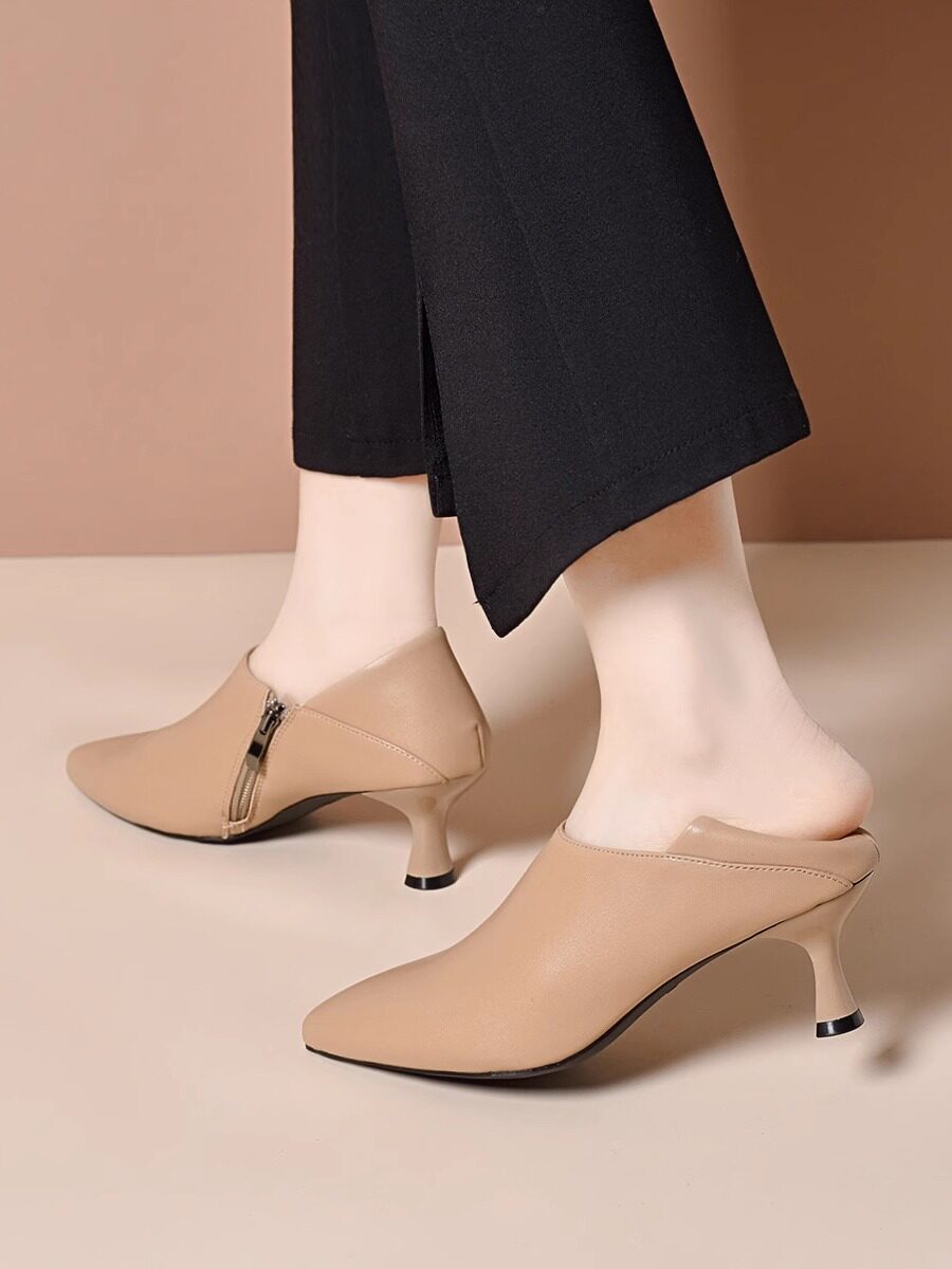 Women's Pointed-Toe Leather Stiletto Heel Pumps – view 2
